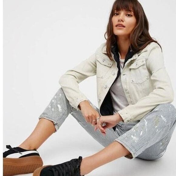 Free People Double Weave Pure Cotton Hooded Denim Jacket in White Liberty Wash - Picture 3 of 16